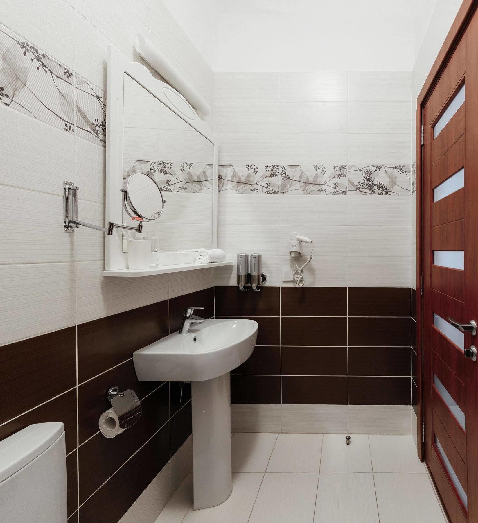 Noname Hotel Odessa 外观 照片