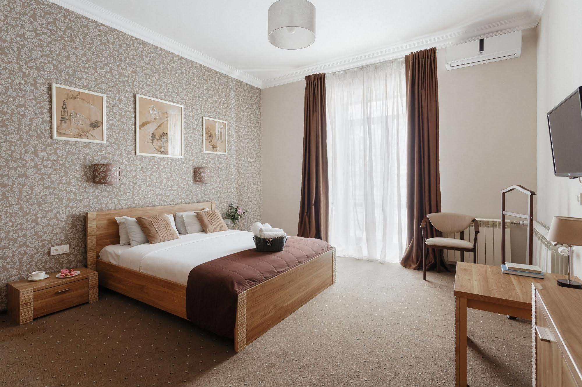 Noname Hotel Odessa 外观 照片