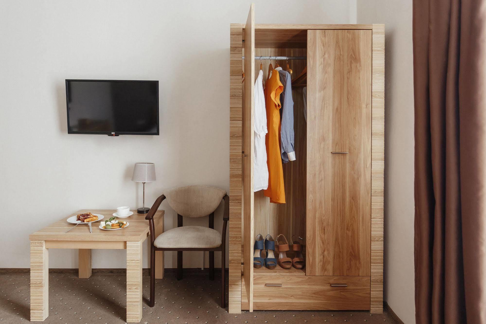Noname Hotel Odessa 外观 照片