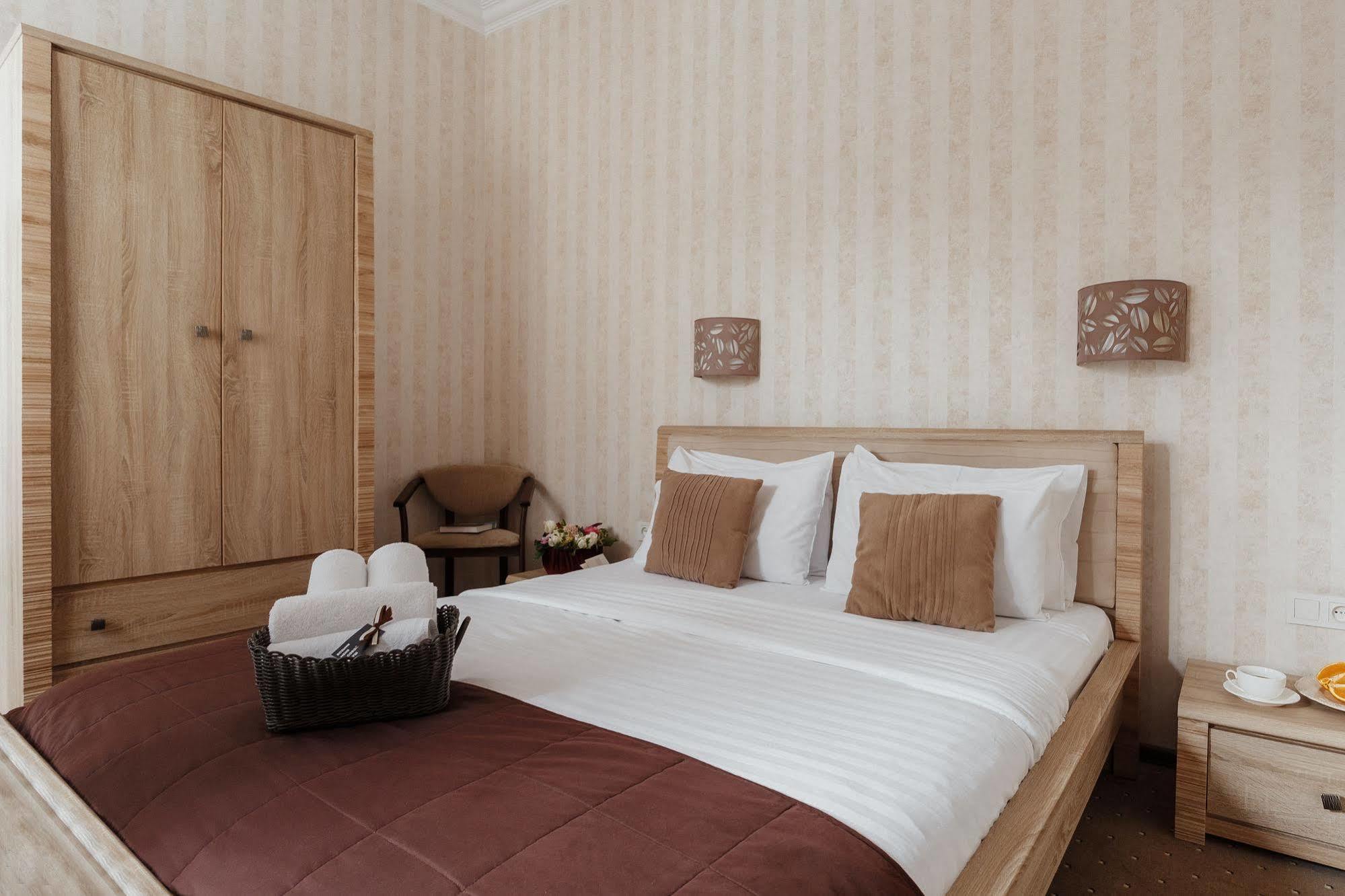 Noname Hotel Odessa 外观 照片