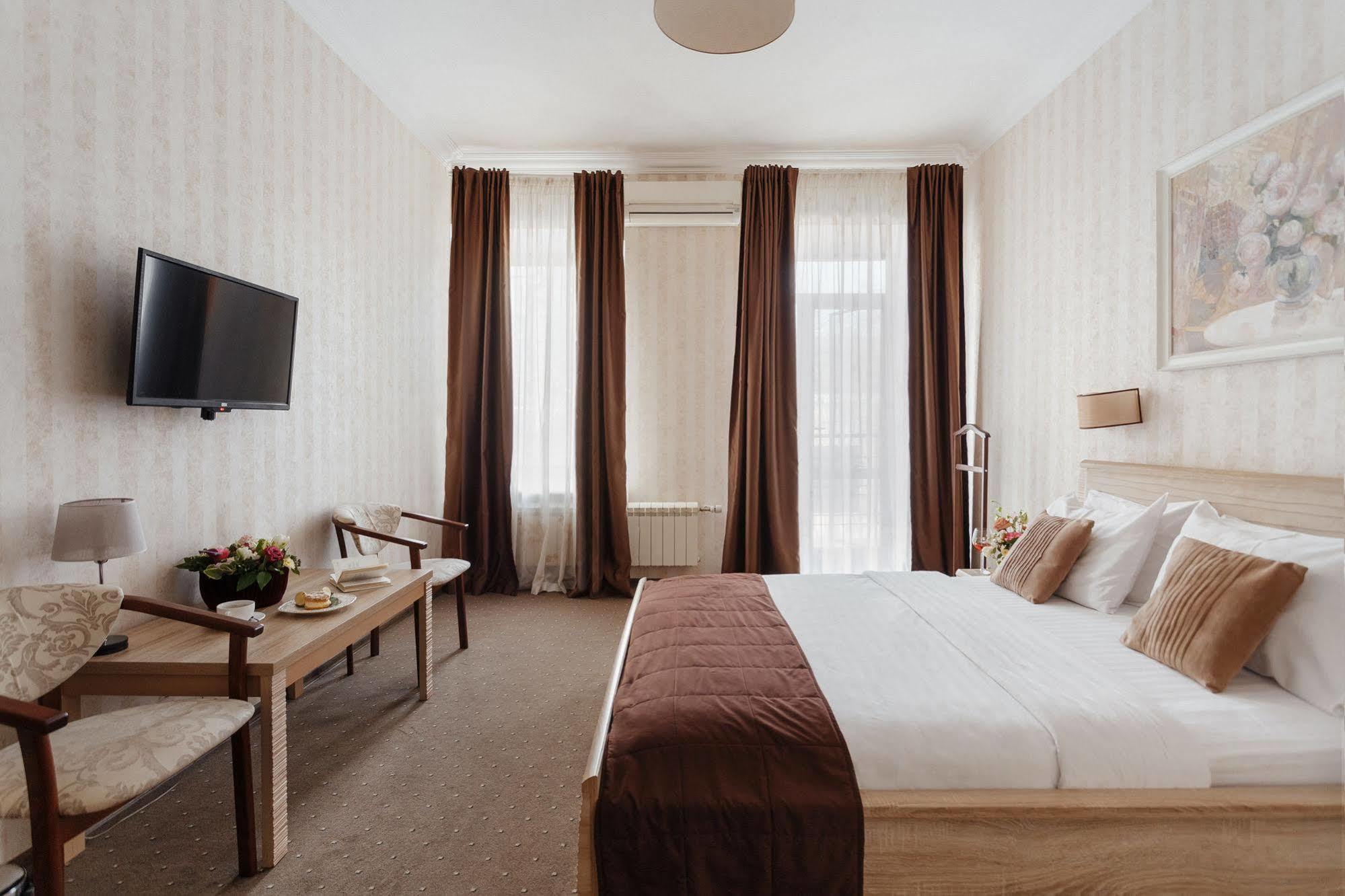 Noname Hotel Odessa 外观 照片